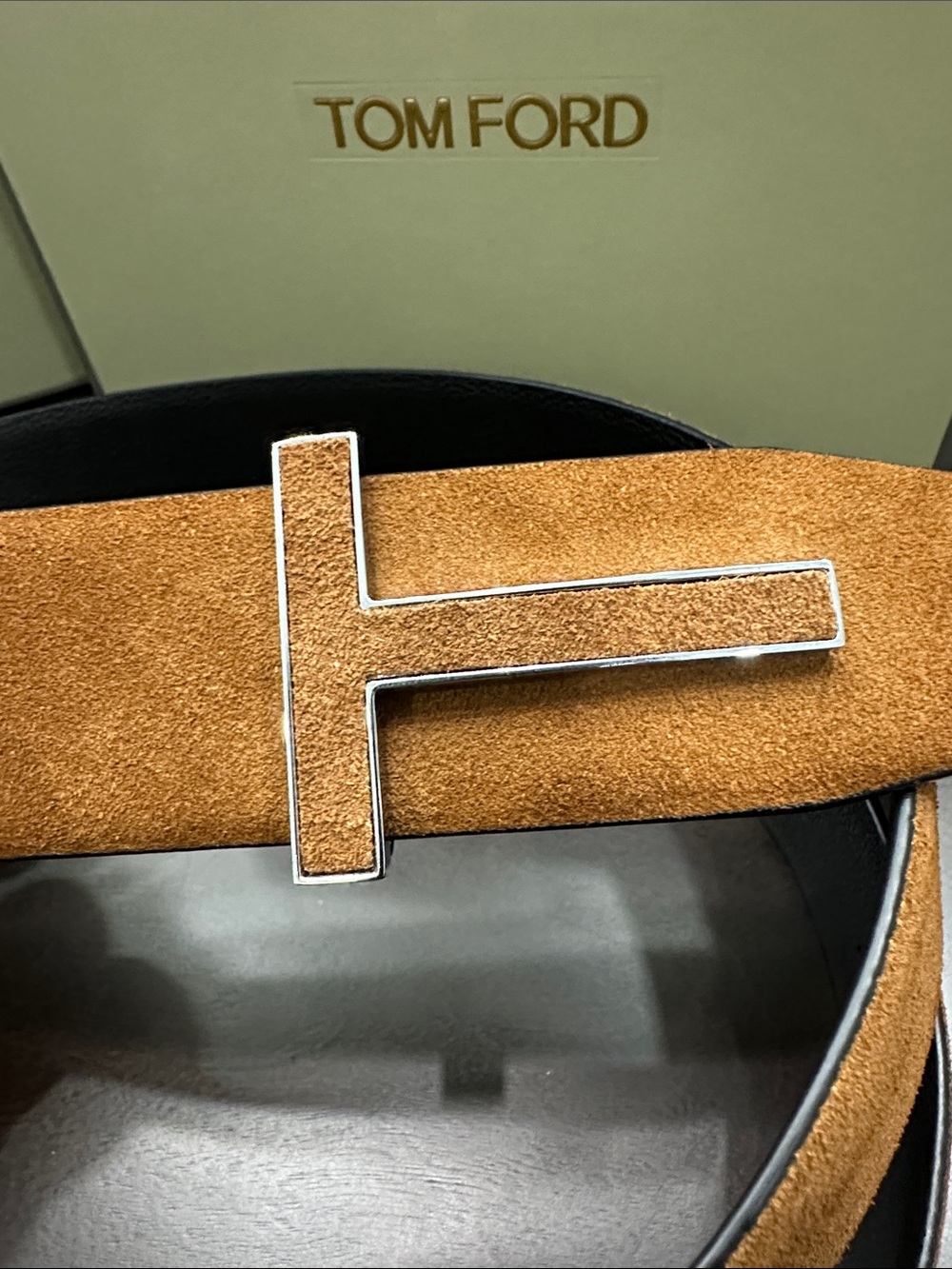 Tom Ford Tan Suede T-Buckle Men's Belt - Picture 2 of 4